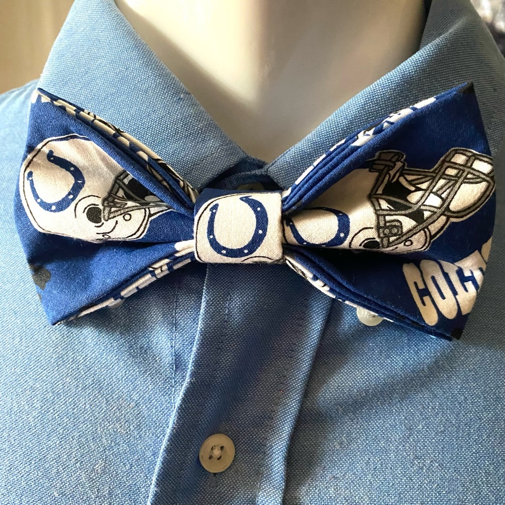 The Colts bow tie